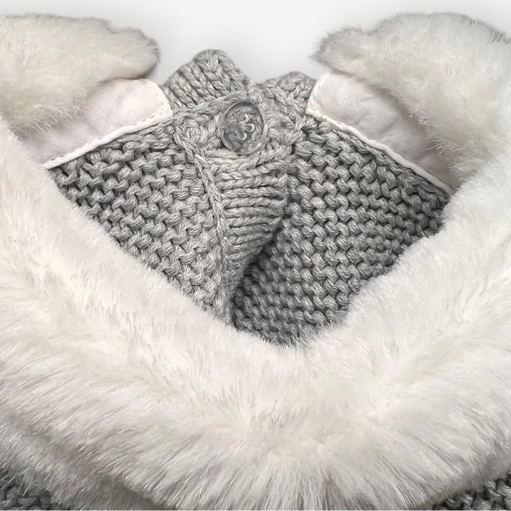 Baby Gap Girls Knit Gray Shrug Sweater with White Fur Collar & Bow. 0-3 Months.